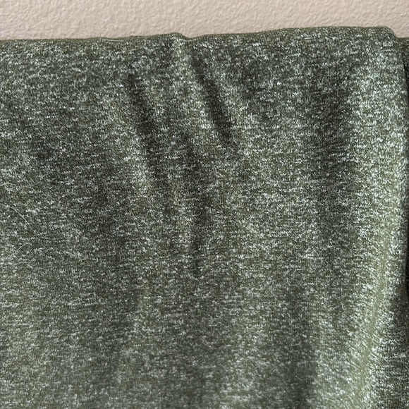 Green Heather Full Length Yoga Leggings - Picture 4 of 4